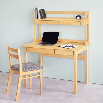 学びの形が変わっても、ずっと使える<br>机棚 つまみタイプ 100 / 4本脚デスク 100<br>Dチェア mina perhonen